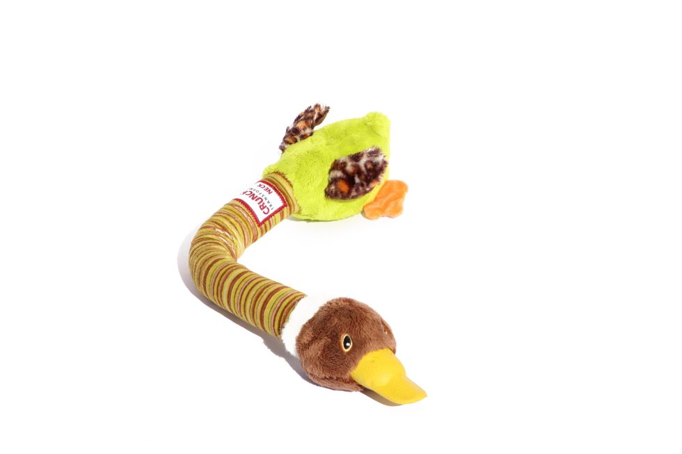 GiGwi – Crunchy Neck – Plush Duck - image 2