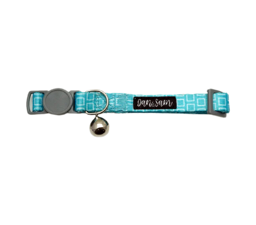 Dan & Sam – Cat Collar – Grooving