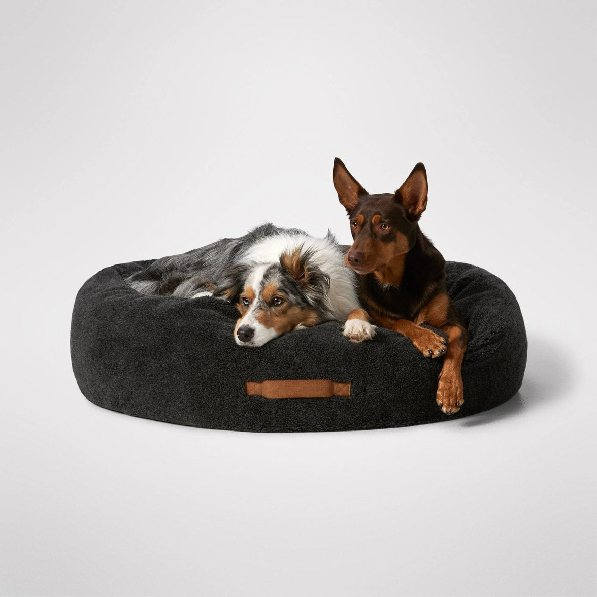 MiniJumbuk Sleep Calm Oasis Dog Bed – Storm Grey Calming Donut Bed